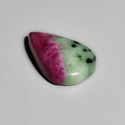 ruby-in-zoisite-cabochon-n12190