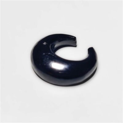black-onyx-crescent-carving-n17806
