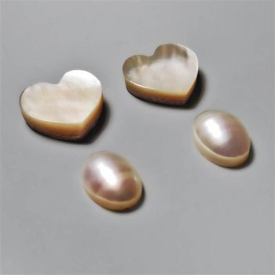 Freshwater Pearl With Mother Of Pearl Hearts Carving Set