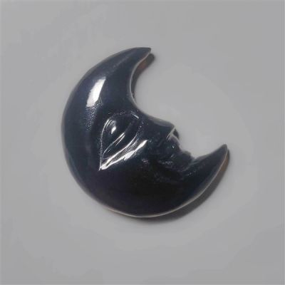 Black Spinel Moonface Crescent Carving