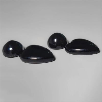 Black Spinels Rounds With Heart Carving Set