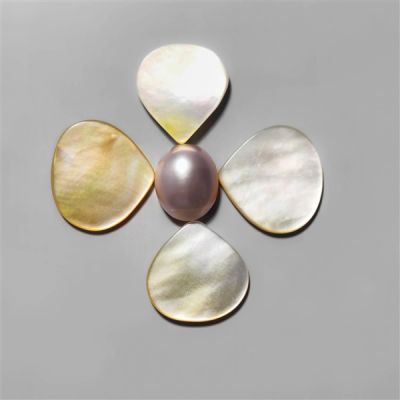 Mother Of Pearl With Freshwater Pearls Set