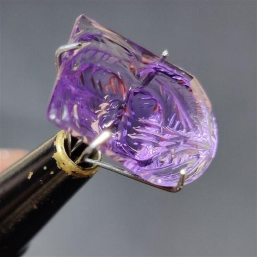 faceted-amethyst-intaglio-reverse-carving-9375