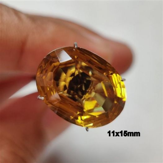 concave-cut-honey-quartz-9550