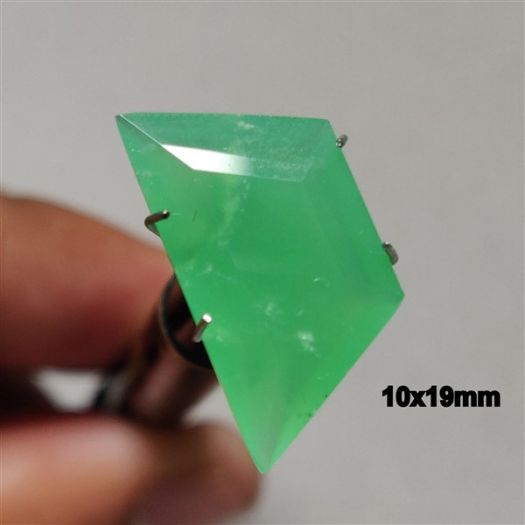 AAA Faceted Chrysoprase