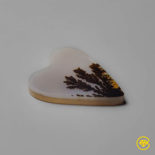 Scenic Dendritic Agate Heart Carving