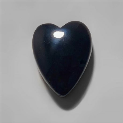 black-spinel-heart-carving-n8975