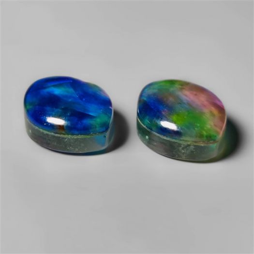 himalayan-crystal-with-dichroic-glass-doublets-pair-n9112