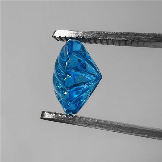 swiss-blue-topaz-double-sided-carving-n9264