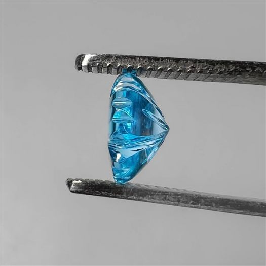 swiss-blue-topaz-double-sided-carving-n9266
